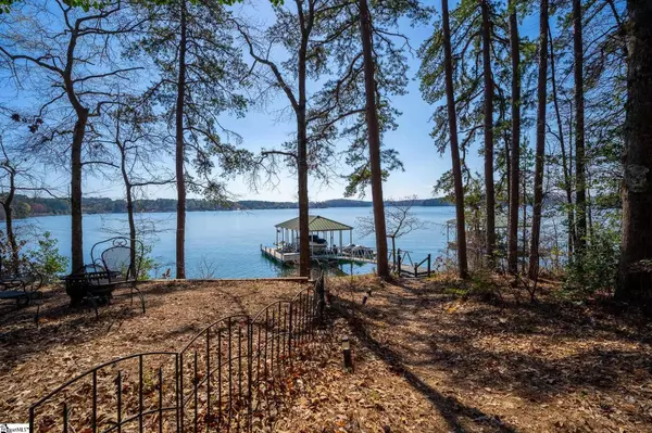 207 Briarledge Drive, Seneca, SC 29672-0461