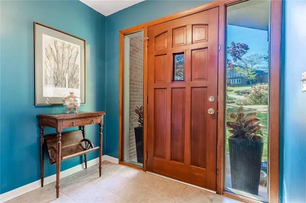 704 Westhampton DR, Seneca, SC 29672