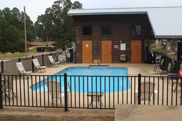 6613 N US Highway 259, Broken Bow, OK 74728-6591