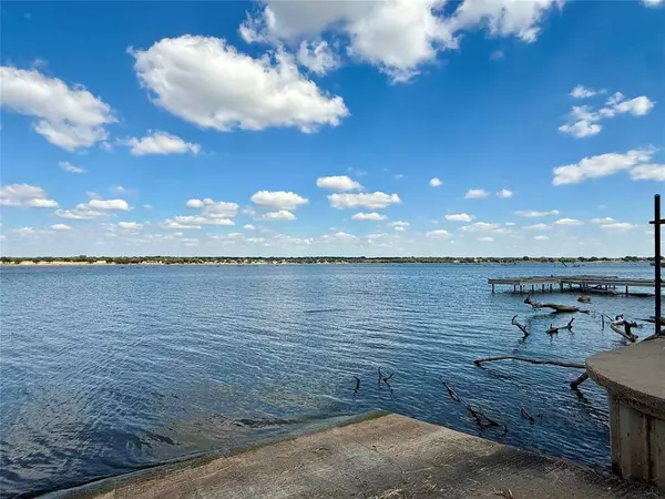 3919 Brook Valley Street, Granbury, TX 76048