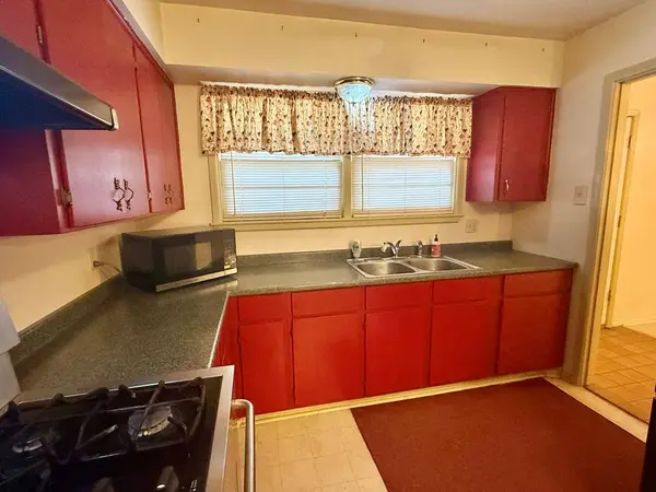 3217 Ohio Ave, Midland, TX 79701