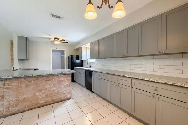 9606 Ballin David Drive, Spring, TX 77379