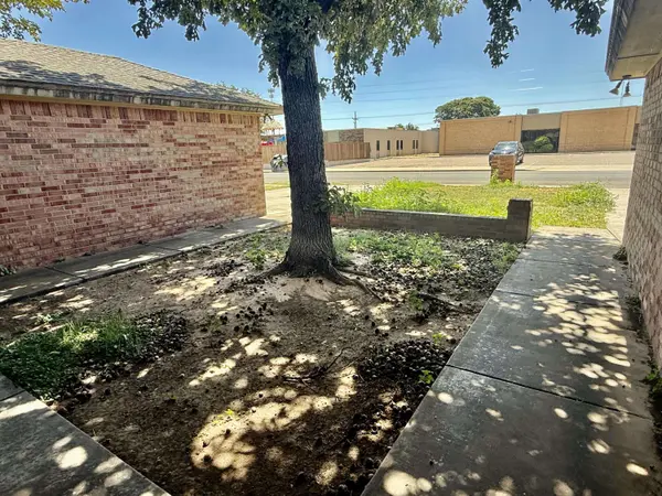 2512 81st Street, Lubbock, TX 79423