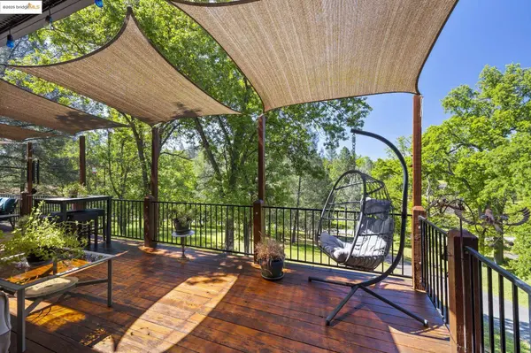 20790 Crescent Way, Groveland, CA 95321