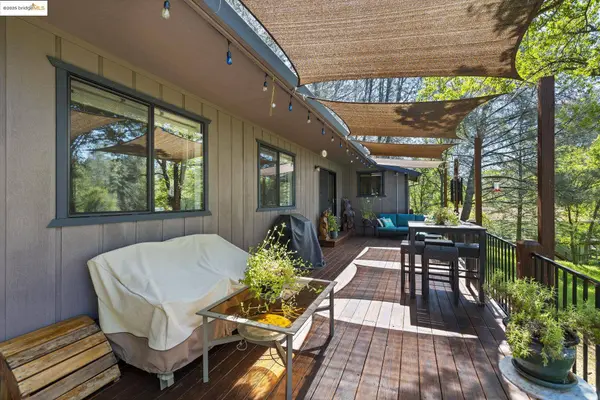 20790 Crescent Way, Groveland, CA 95321