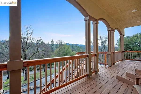 20702 Cresent Way, Groveland, CA 95321