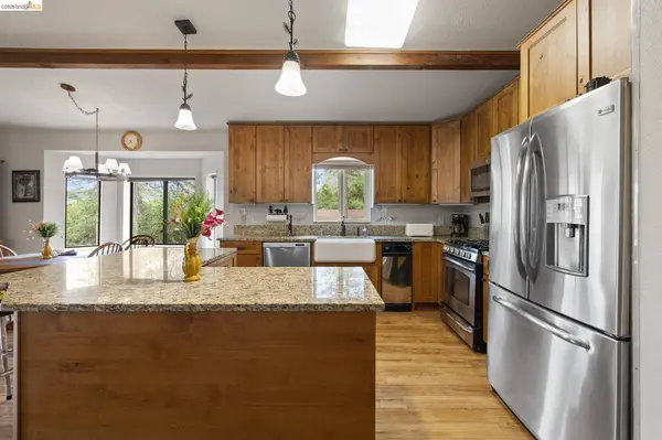 12955 Jackson Mill Drive, Groveland, CA 95321