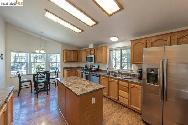 20828 Ferretti Rd, Groveland, CA 95321