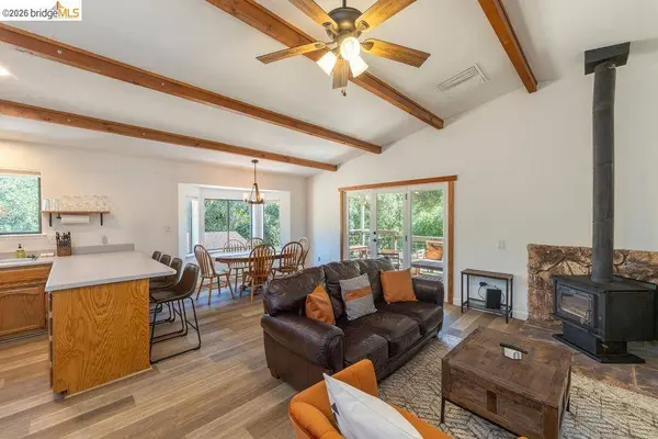 19266 Ferretti Rd, Groveland, CA 95321