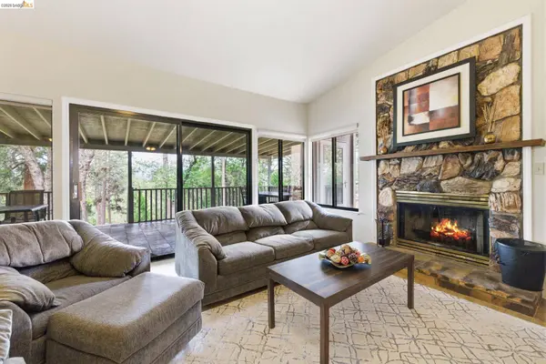 12068 Breckenridge Rd, Groveland, CA 95321