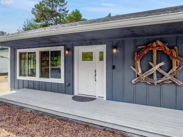 5565 PALISADES DR, Lincoln City, OR 97367