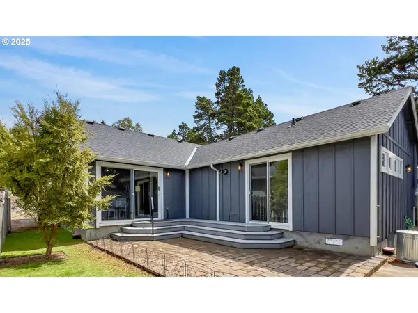 5565 PALISADES DR, Lincoln City, OR 97367