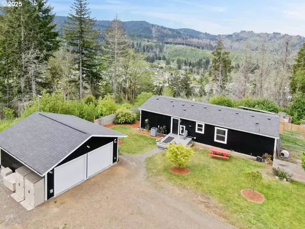 282 N ECHO MOUNTAIN RD, Otis, OR 97368