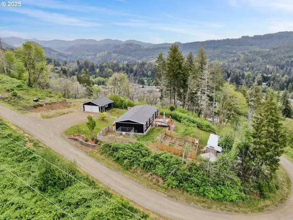 282 N ECHO MOUNTAIN RD, Otis, OR 97368