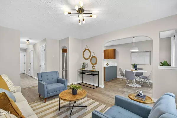 929 NW Spring ST, Newport, OR 97365