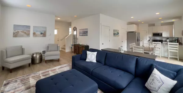 4153 SE Inlet AVE, Lincoln City, OR 97367