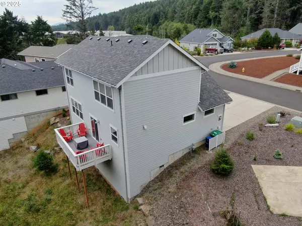 4153 SE INLET AVE, Lincoln City, OR 97367