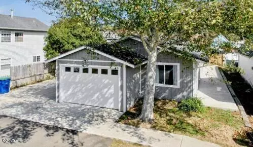 5024 SE Keel AVE, Lincoln City, OR 97367