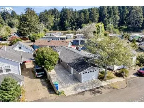 5024 SE KEEL AVE, Lincoln City, OR 97367