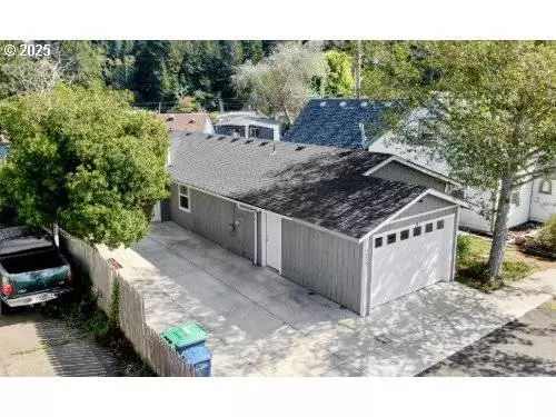 5024 SE KEEL AVE, Lincoln City, OR 97367