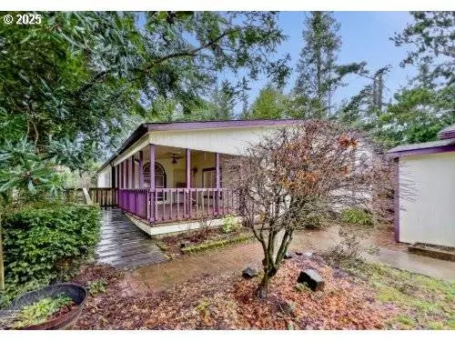 100 SEAGROVE LOOP, Lincoln City, OR 97367