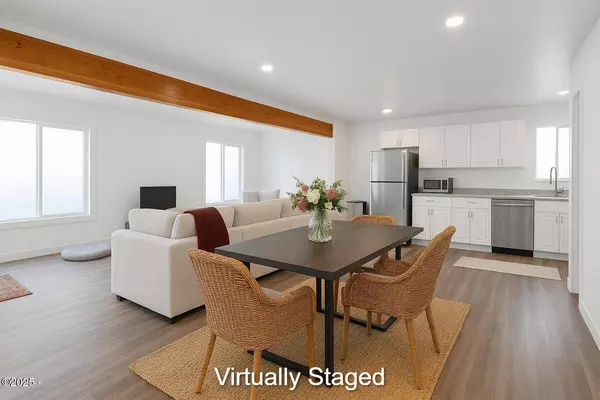 5024 SE Keel AVE, Lincoln City, OR 97367