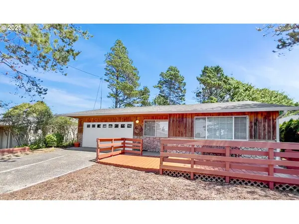 5450 HACIENDA AVE, Lincoln City, OR 97367