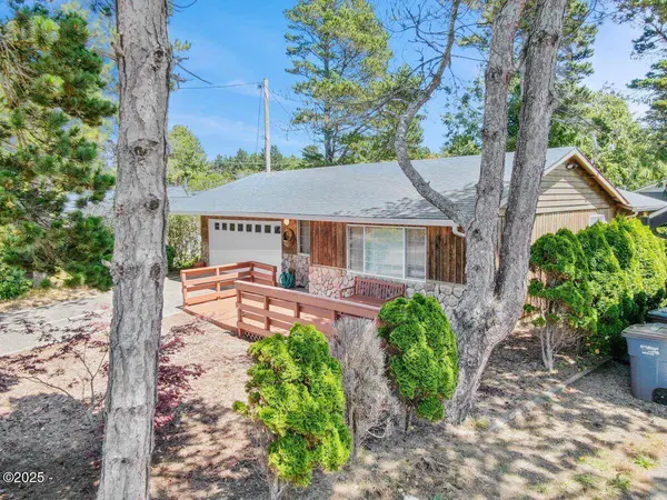 5450 Hacienda AVE, Lincoln City, OR 97367