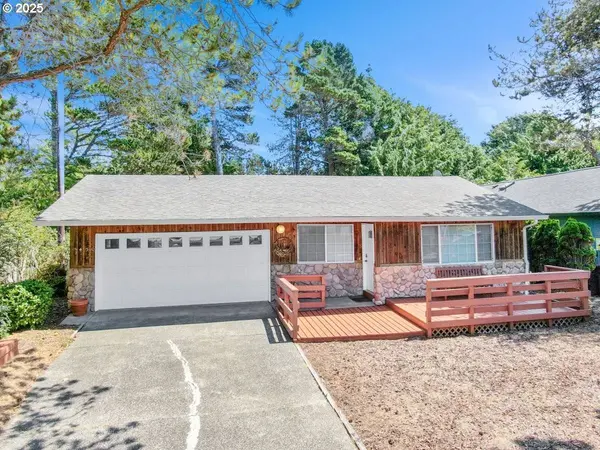 5450 HACIENDA AVE, Lincoln City, OR 97367
