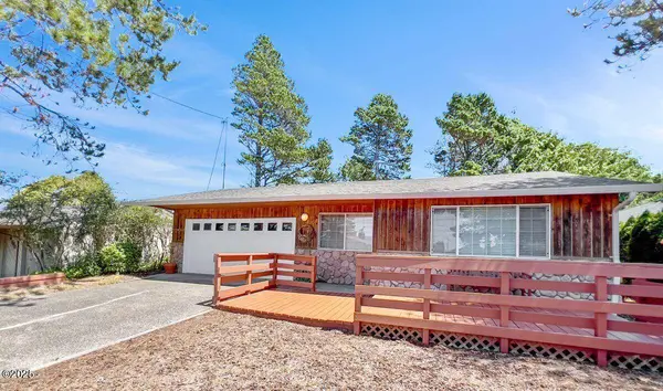 5450 Hacienda AVE, Lincoln City, OR 97367