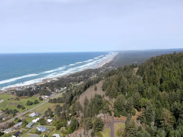 TL 17 Gimlet LN, Yachats, OR 97498