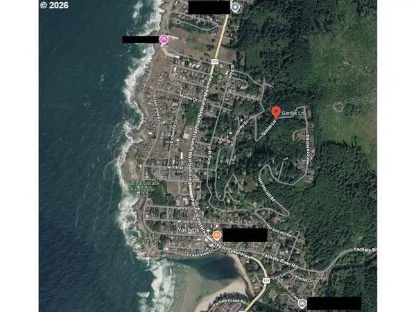 17 Gimlet LN, Yachats, OR 97498