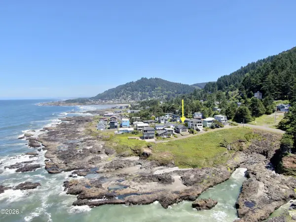 43 Windy WAY, Yachats, OR 97498
