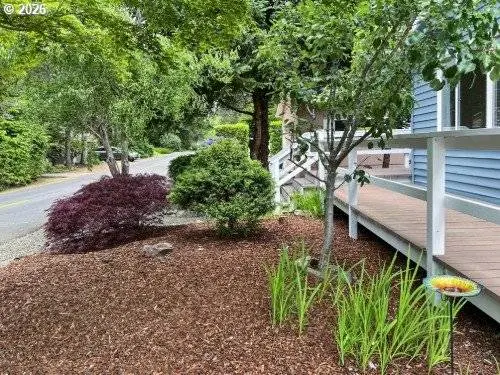 380 SEAGROVE LOOP, Lincoln City, OR 97367