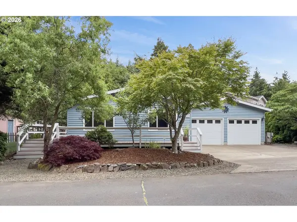 380 SEAGROVE LOOP, Lincoln City, OR 97367