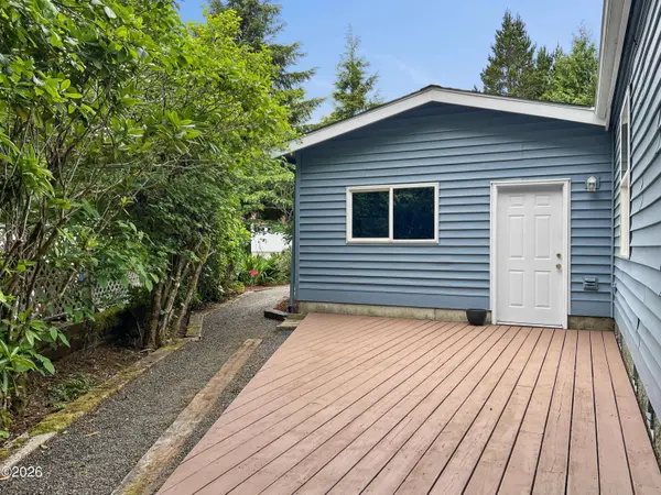 380 Seagrove LOOP, Lincoln City, OR 97367