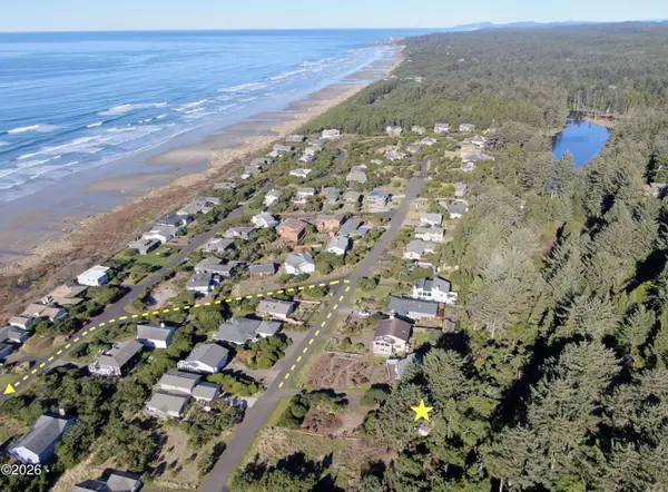 3409 NW Hidden Lake DR, Waldport, OR 97394