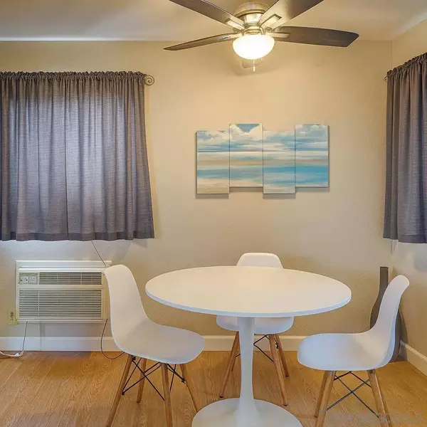 1307 Caminito Gabaldon #H, San Diego, CA 92108