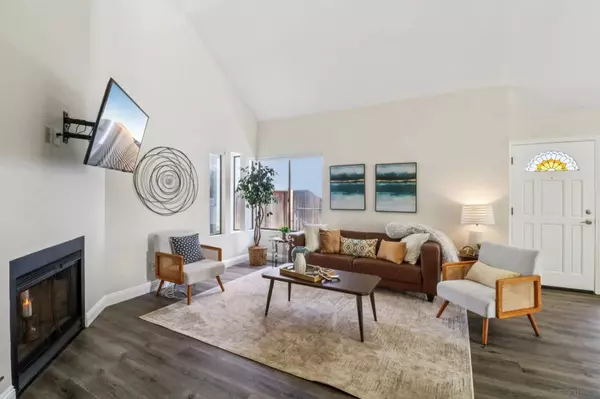 2829 Forest View Way, Carlsbad, CA 92008