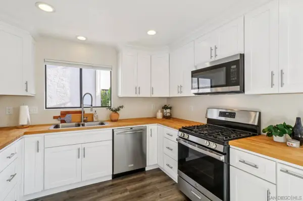 2829 Forest View Way, Carlsbad, CA 92008