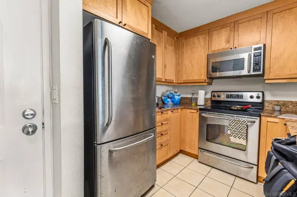 8889 Caminito Plaza Centro #7225, San Diego, CA 92122