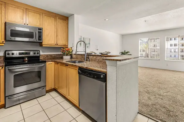 8889 Caminito Plaza Centro #7225, San Diego, CA 92122