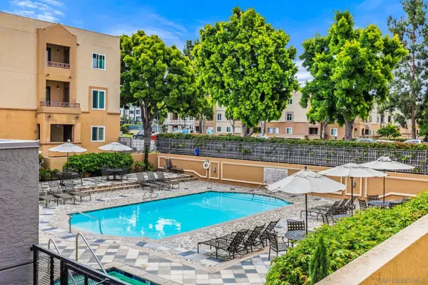 8889 Caminito Plaza Centro #7225, San Diego, CA 92122