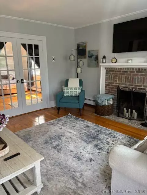 40 Robin Road #APT 305, West Hartford, CT 06119