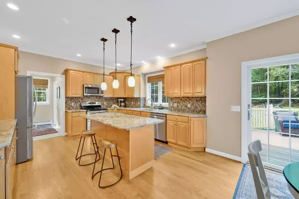 190 Charles Street, Tolland, CT 06084