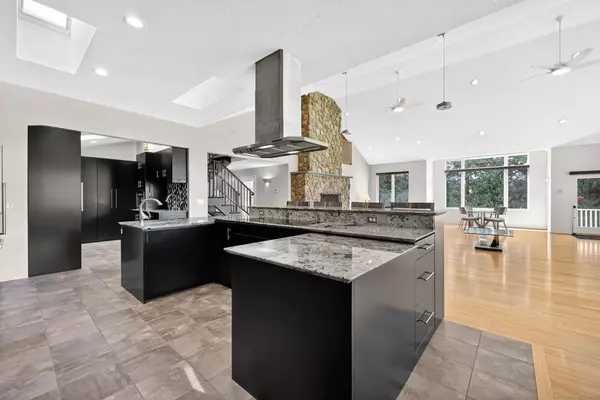 24 Abbott Road, Ellington, CT 06029