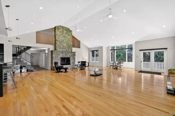 24 Abbott Road, Ellington, CT 06029