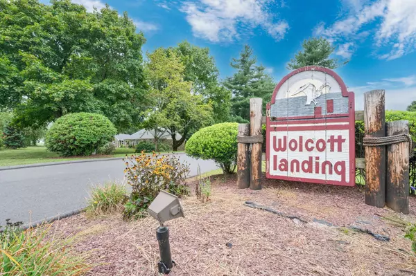 1 Riverview Drive #F, East Windsor, CT 06088