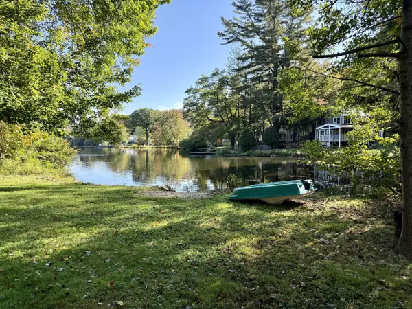 7 West St Extension, Andover, CT 06232