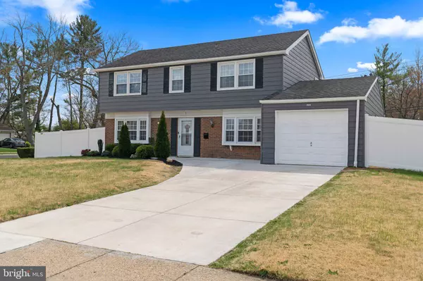 1 MANOR LN, Willingboro, NJ 08046